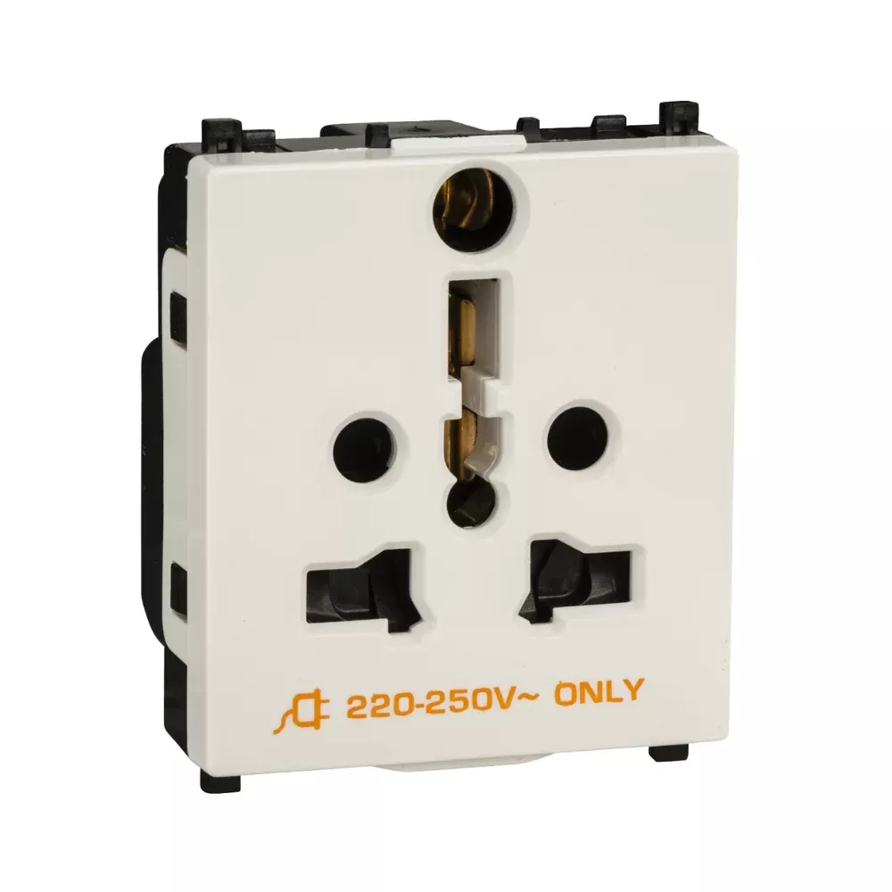 IN84213IS International Socket with Shutter